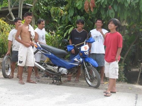 Filipinos are friendly and help you